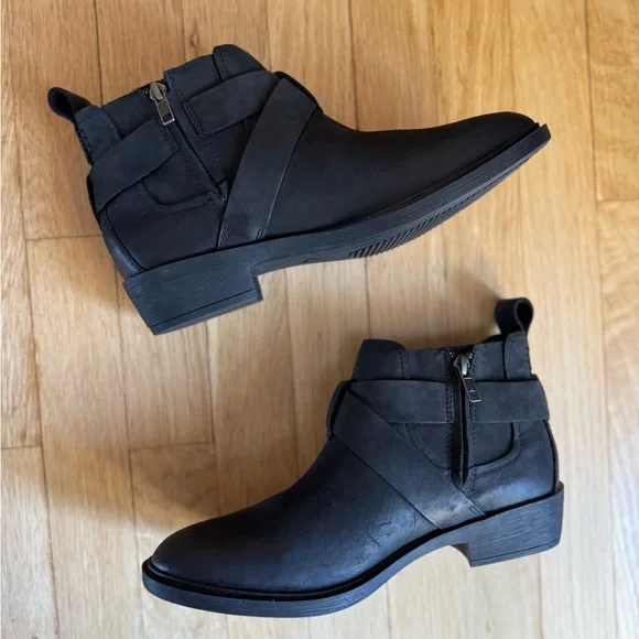UGG Wylma Boots Black - Picture 3 of 10